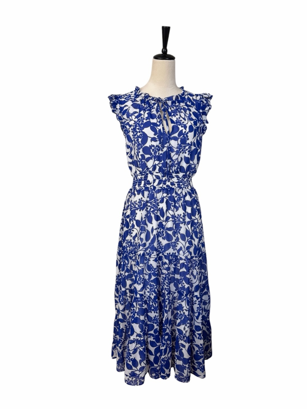 Sugar Lips Midi Dress Size M Floral Ruffle Smocked Tiered Blue White Tie Neck